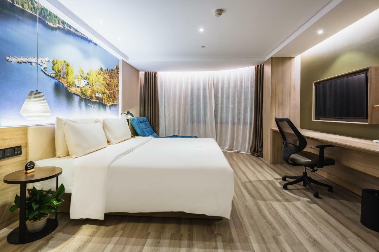 Atour Hotel شي نان المظهر الخارجي الصورة